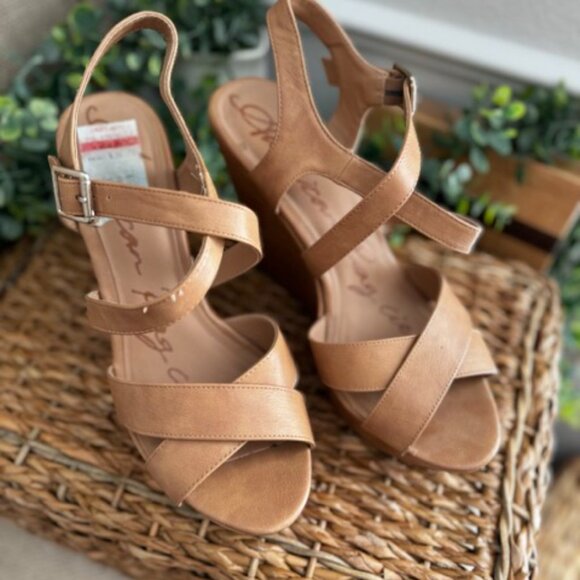 American Rag Rachey Platform Wedge - Picture 2 of 5